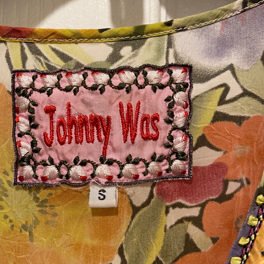 Johnny Was size small shirt/tunic - Picture 3 of 3